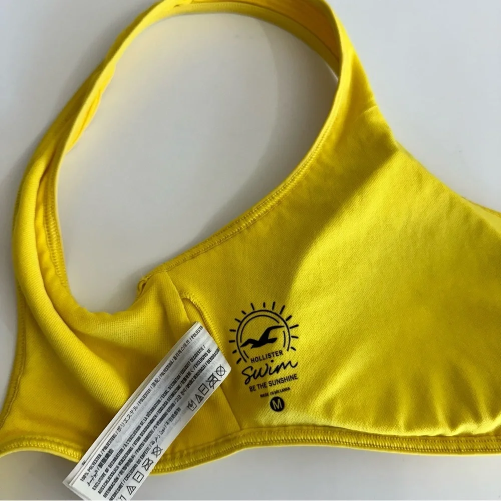 Hollister Yellow Ribbed Bikini Top siz M